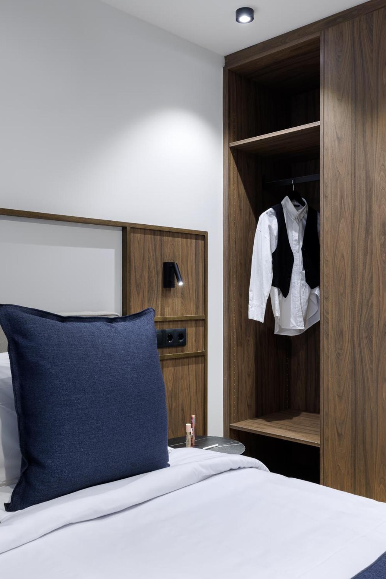 אתונה More By Zoia Living מראה חיצוני תמונה