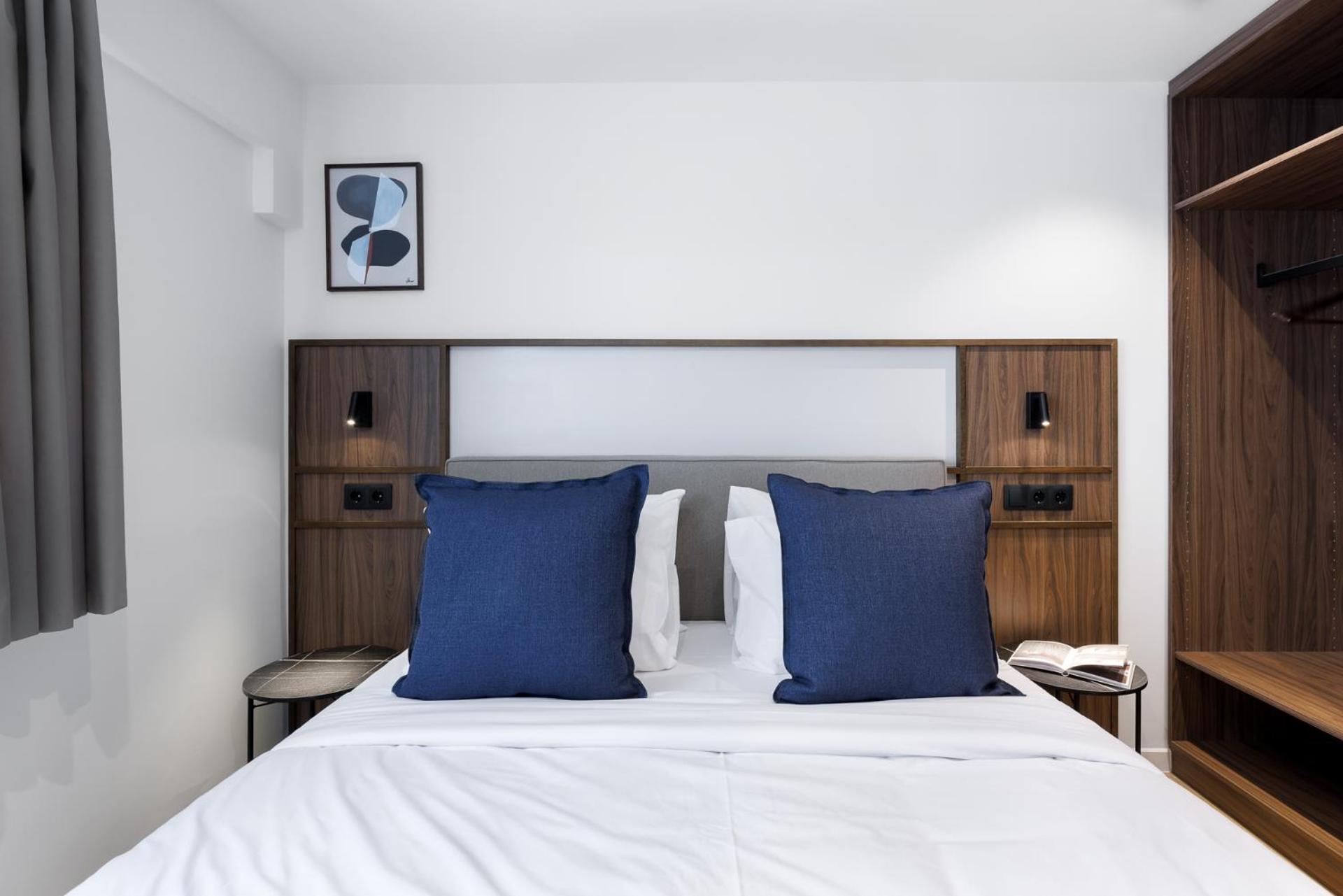 אתונה More By Zoia Living מראה חיצוני תמונה