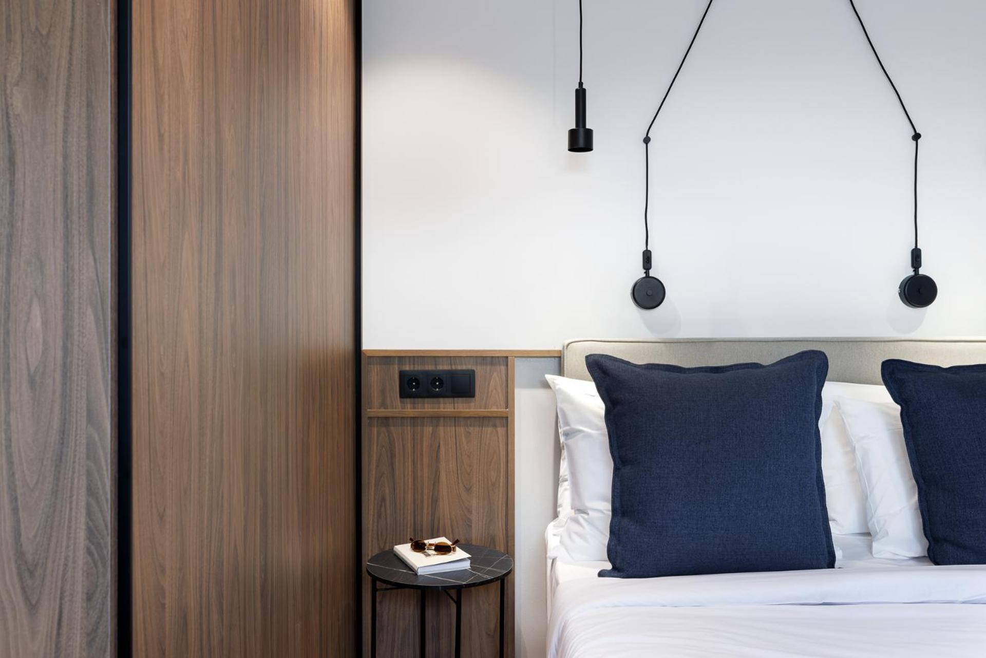 אתונה More By Zoia Living מראה חיצוני תמונה